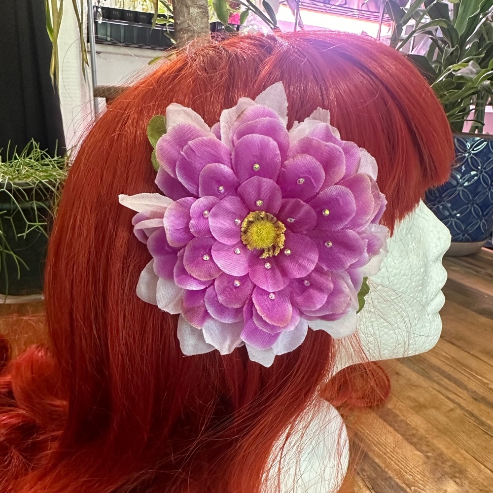 Flower hair clip